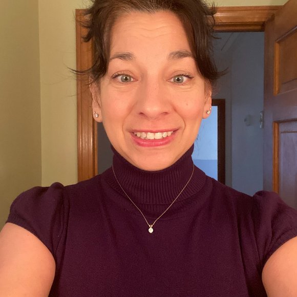 Meet your Posher, Janet - Picture 3 of 5